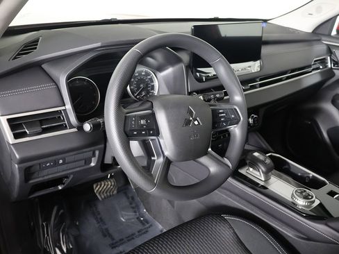 New 2026 Mitsubishi Outlander ES AWD/4WD image 26