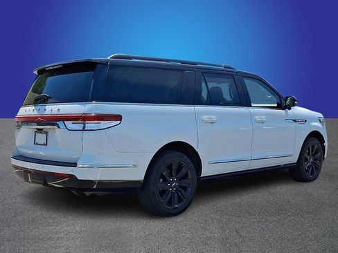 Used 2024 Lincoln Navigator L Black Label AWD/4WD image 4