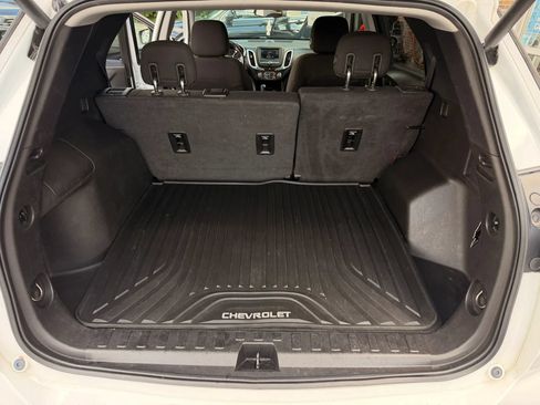 Used 2019 Chevrolet Equinox LT AWD/4WD image 11