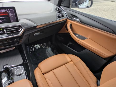 Used 2024 BMW X3 sDrive30i w/ Premium Package RWD image 16