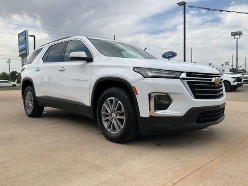 Used 2023 Chevrolet Traverse LT FWD image 31