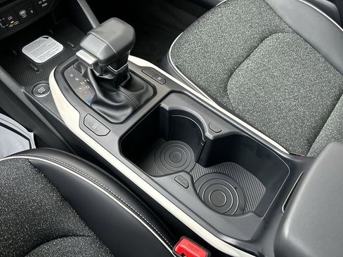 New 2025 Kia K4 GT-Line w/ GT-Line Sunroof Package image 24