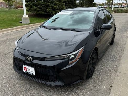 Certified 2020 Toyota Corolla LE FWD image 35