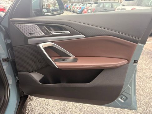 Used 2024 BMW X2 xDrive28i w/ Premium Package image 25