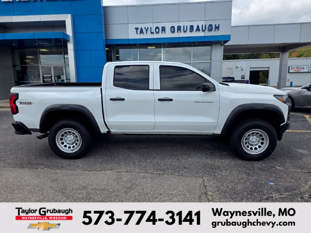 Used 2024 Chevrolet Colorado Trail Boss w/ Advanced Trailering Package AWD/4WD image 1