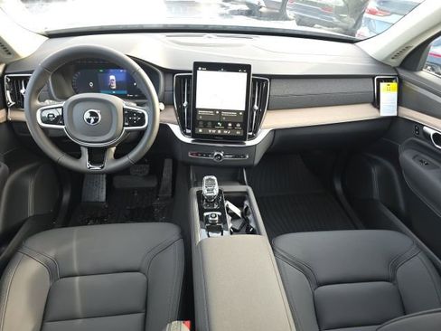 New 2026 Volvo XC90 B6 Plus w/ Protection Package Premier image 22
