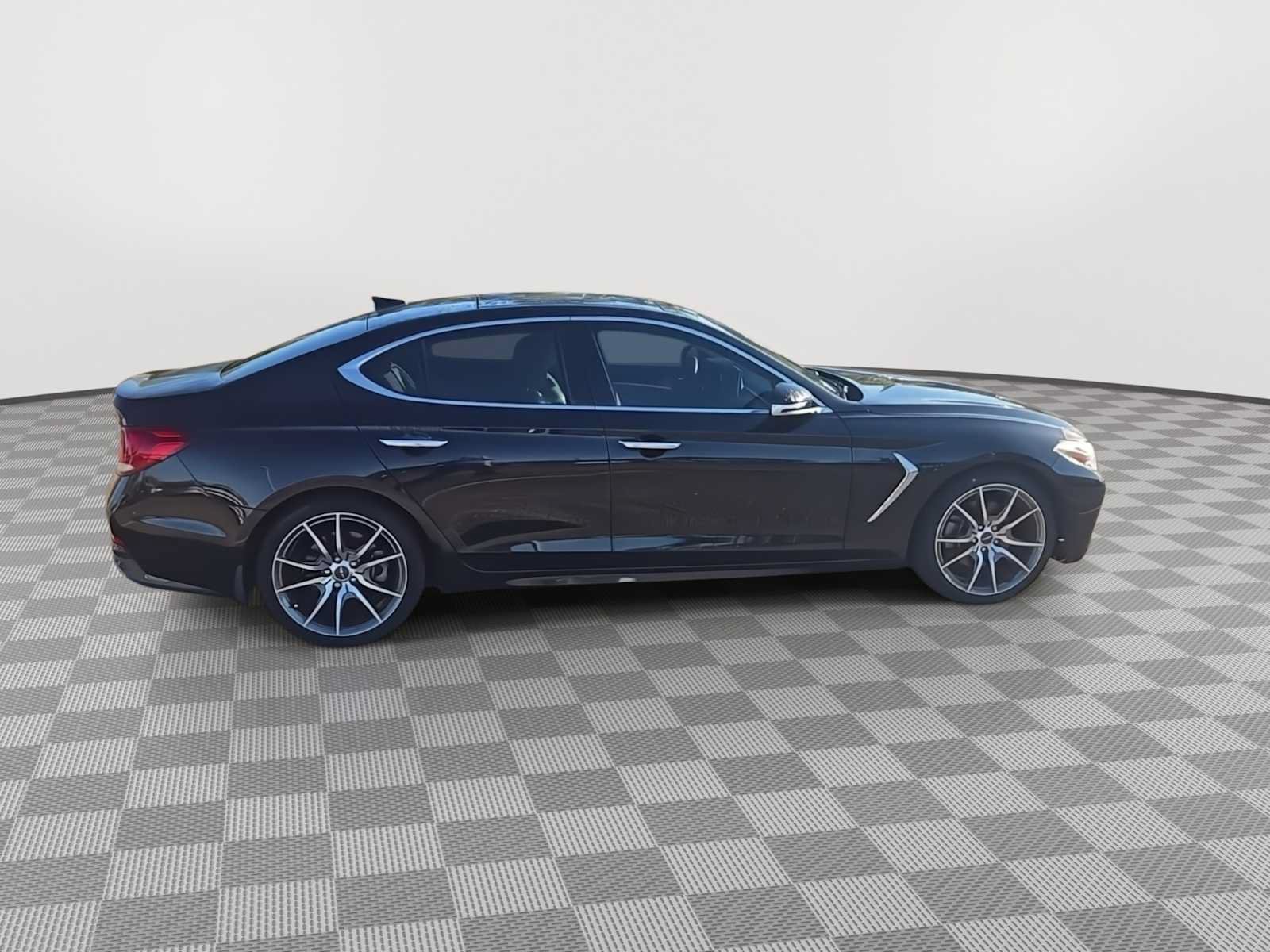 Used 2021 Genesis G70 2.0T w/ Prestige Package RWD image 9