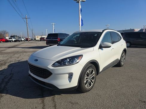 Used 2022 Ford Escape SEL image 9