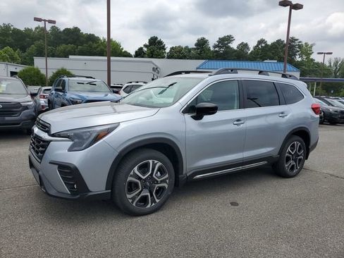 Used 2025 Subaru Ascent Limited w/ Popular Package #1 image 3