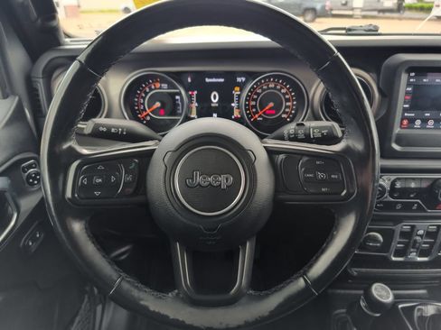 Used 2020 Jeep Wrangler Unlimited Sport AWD/4WD image 16