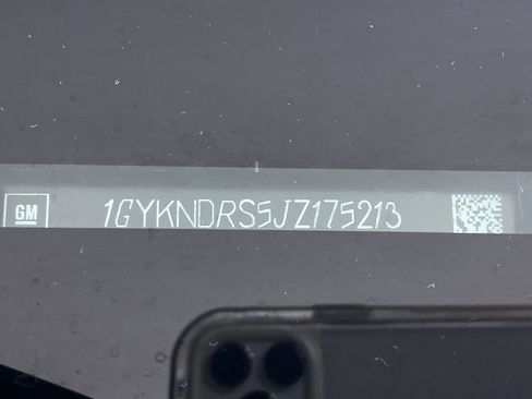 Used 2018 Cadillac XT5 Luxury w/ Driver Awareness Package image 16