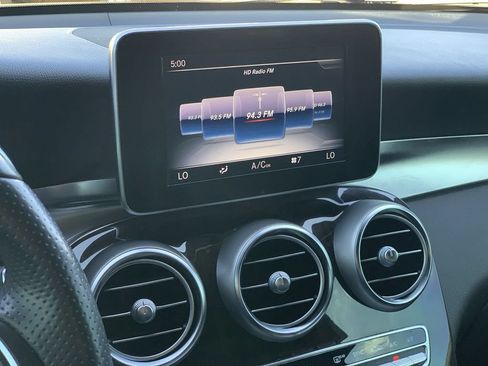 Used 2018 Mercedes-Benz GLC 300 4MATIC image 10