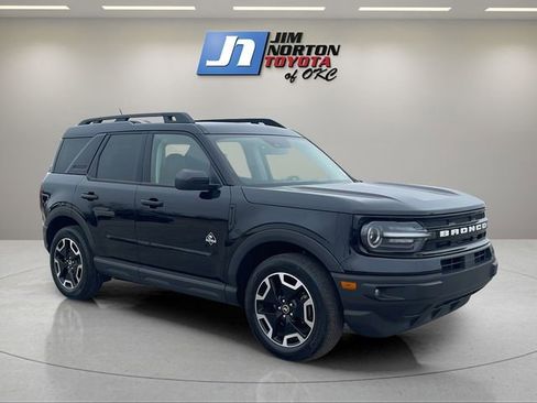 Used 2022 Ford Bronco Sport Outer Banks w/ Tech Package image 3