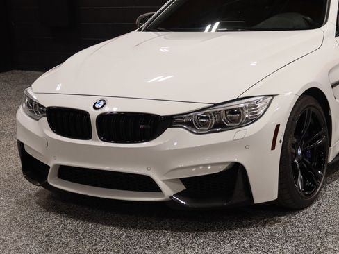 Used 2016 BMW M4 Coupe image 11