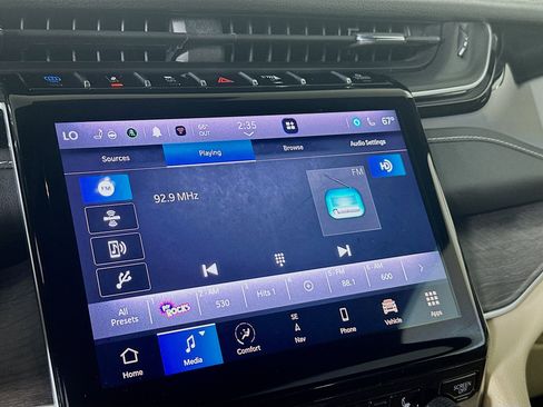 Used 2023 Jeep Grand Cherokee 4WD 4xe w/ Luxury Tech Group II image 21