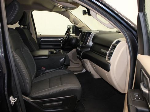 Used 2020 RAM 1500 Big Horn AWD/4WD image 7