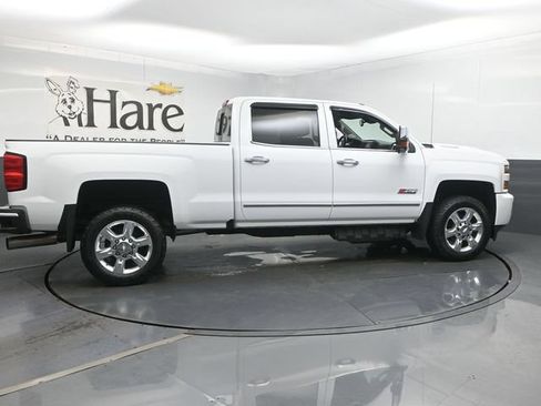 Used 2018 Chevrolet Silverado 2500 LTZ w/ Duramax Plus Package AWD/4WD image 36