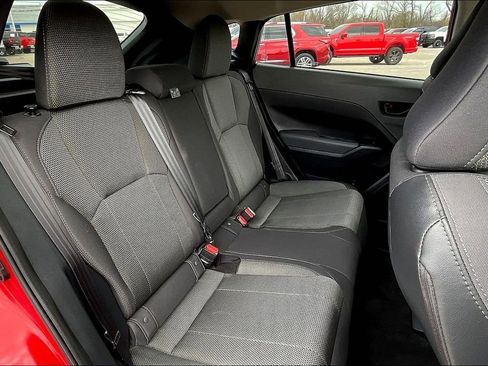 Used 2024 Subaru Crosstrek 2.0i Premium image 29