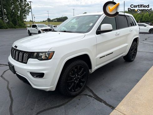 Certified 2021 Jeep Grand Cherokee Laredo X AWD/4WD image 3