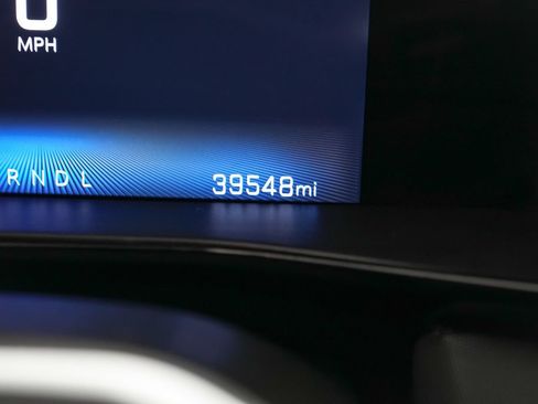 Used 2023 Chevrolet Colorado Z71 w/ Advanced Trailering Package AWD/4WD image 21