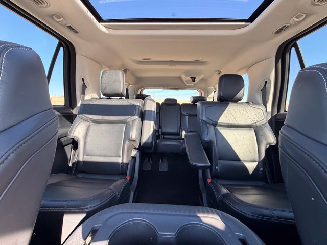 Used 2025 Ford Expedition Max Platinum AWD/4WD image 17