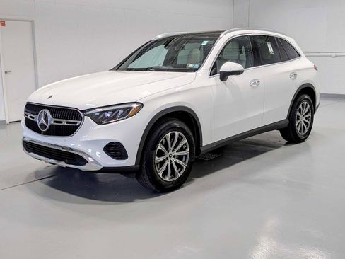 Certified 2026 Mercedes-Benz GLC 300 4MATIC image 1