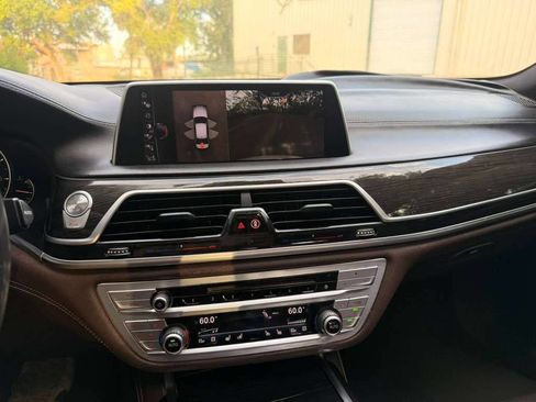 Used 2016 BMW 740i RWD image 19