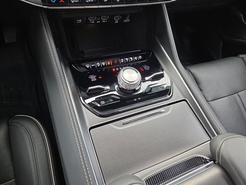 Used 2024 Jeep Grand Wagoneer Series II w/ Quick Order Packagew 28T image 22