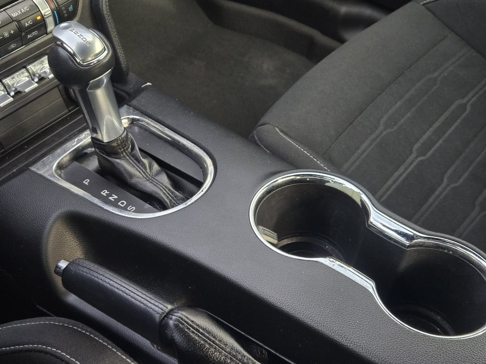 Used 2017 Ford Mustang GT RWD image 19