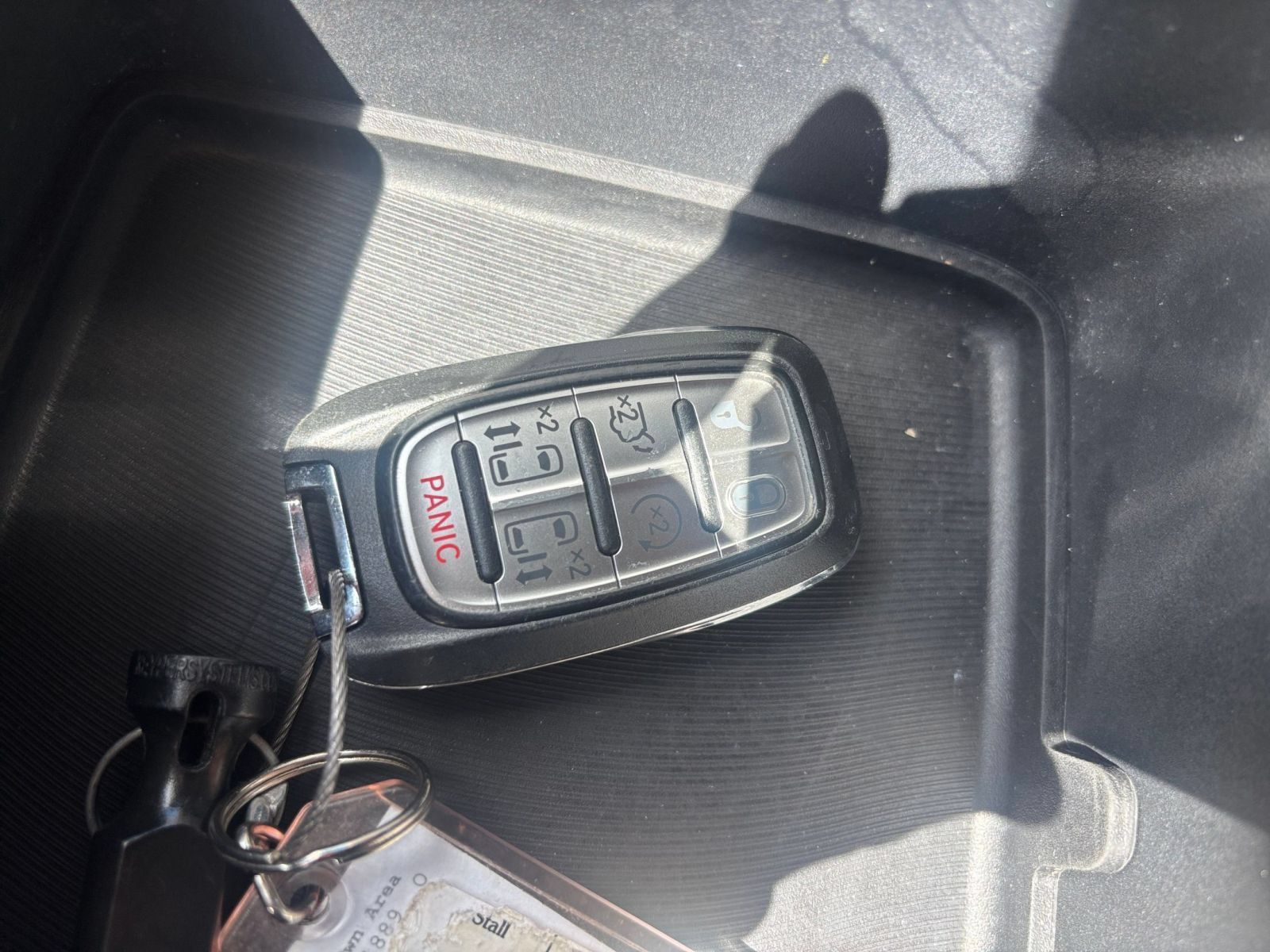 Used 2025 Chrysler Pacifica Select FWD image 20