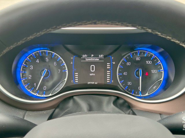 Used 2024 Chrysler Voyager LX FWD image 19