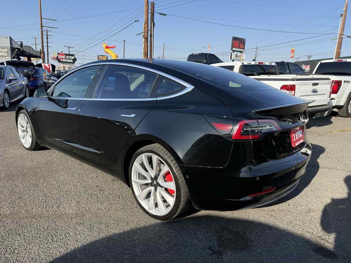 Used 2018 Tesla Model 3 Long Range AWD/4WD image 6