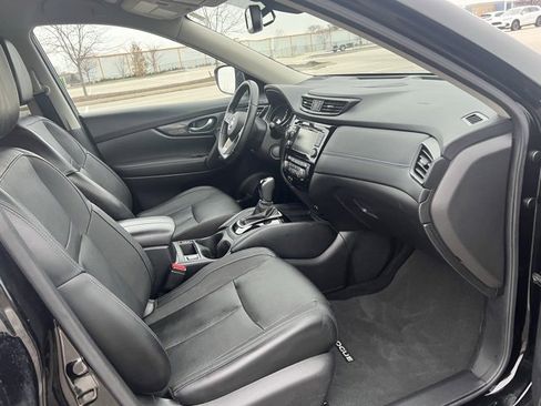 Used 2018 Nissan Rogue SL image 28