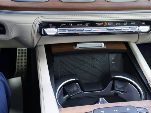 Certified 2025 Mercedes-Benz GLE 63 AMG S image 43