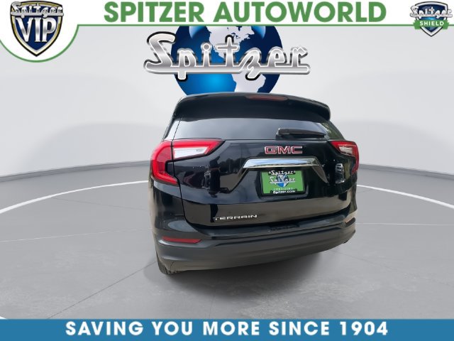 Used 2024 GMC Terrain SLE FWD image 9