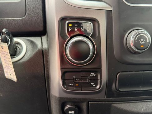 Used 2024 RAM 1500 Classic SLT AWD/4WD image 20