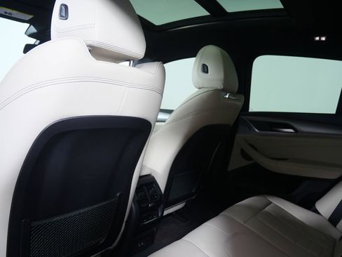 Used 2020 BMW X4 xDrive30i w/ M Sport Package 2 image 16