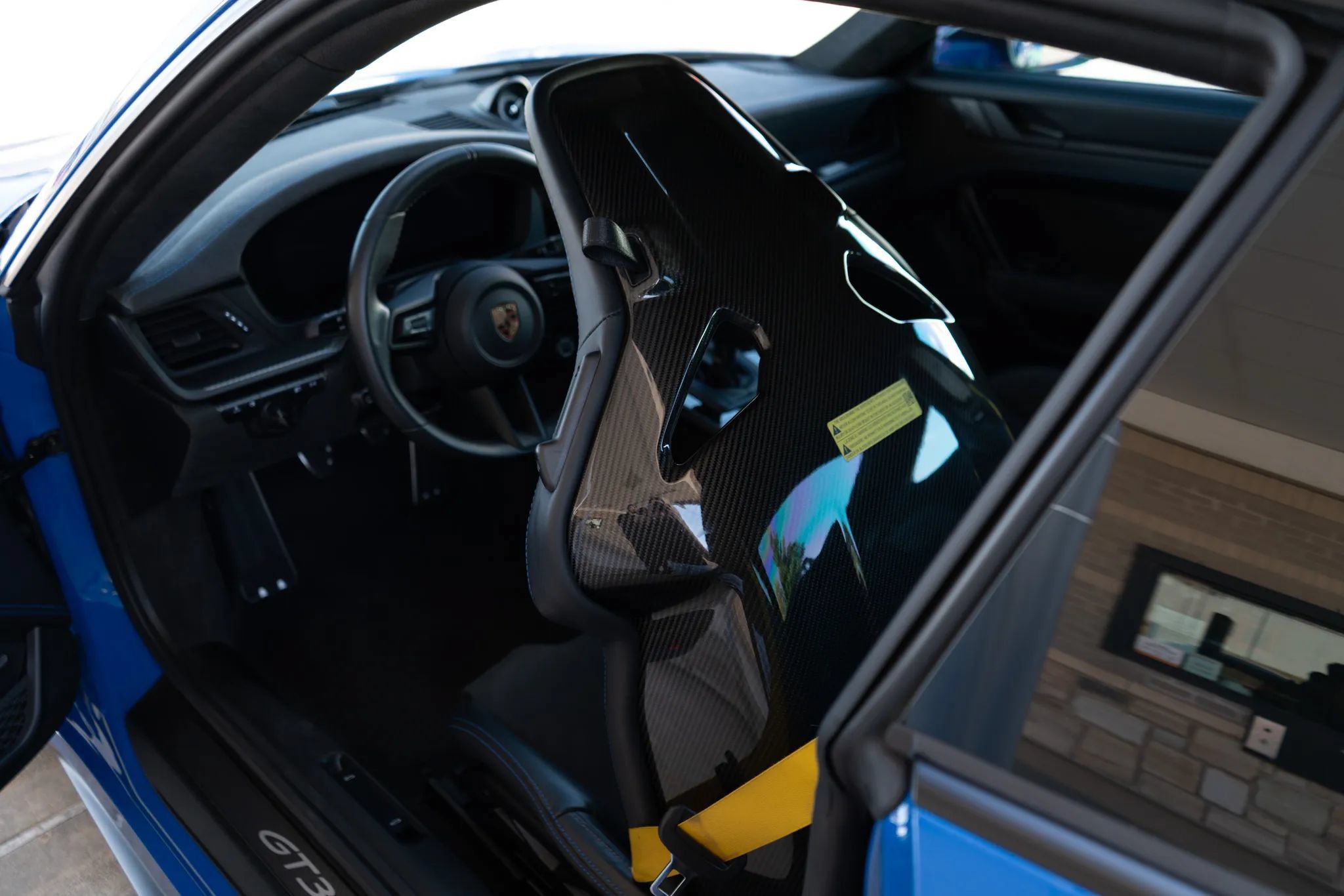 Used 2025 Porsche 911 GT3 RWD image 17