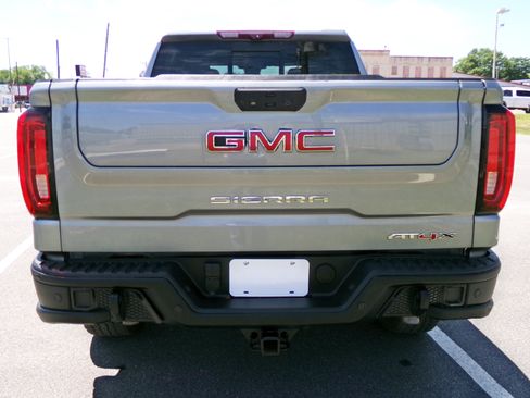 Used 2023 GMC Sierra 1500 AT4X w/ AT4X AEV Edition AWD/4WD image 5