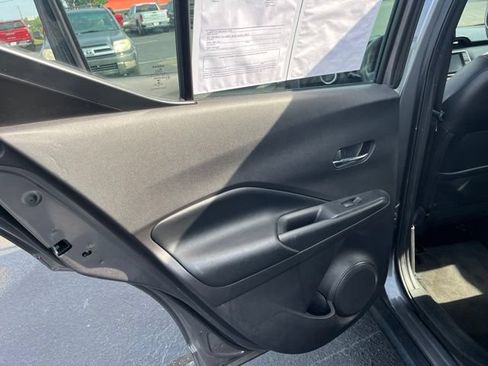 Used 2020 Nissan Kicks SR w/ SR Premium Package FWD image 10