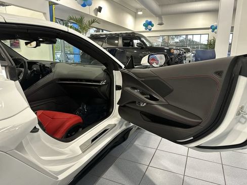 Used 2025 Chevrolet Corvette E-Ray AWD/4WD image 23