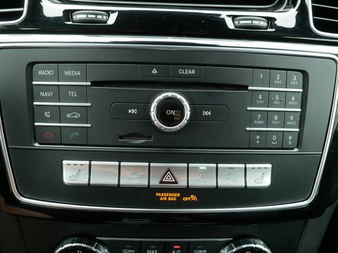 Used 2018 Mercedes-Benz GLS 450 4MATIC image 31