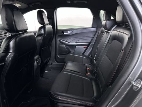 Used 2025 Ford Escape ST-Line Select AWD/4WD image 26