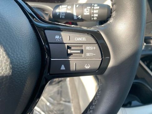 Certified 2025 Honda HR-V EX-L image 27