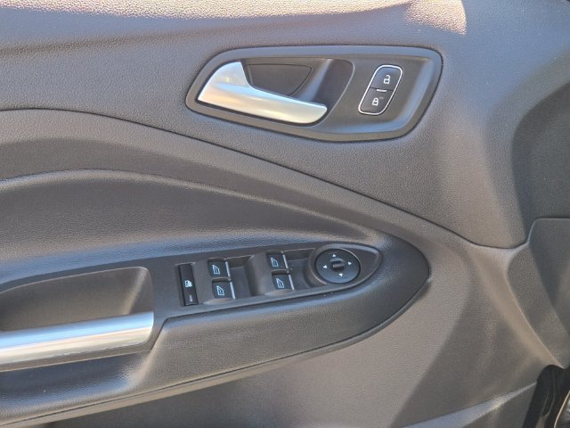 Used 2019 Ford Escape SEL AWD/4WD image 17