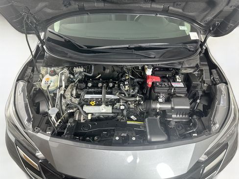 Used 2025 Nissan Versa SV FWD image 32