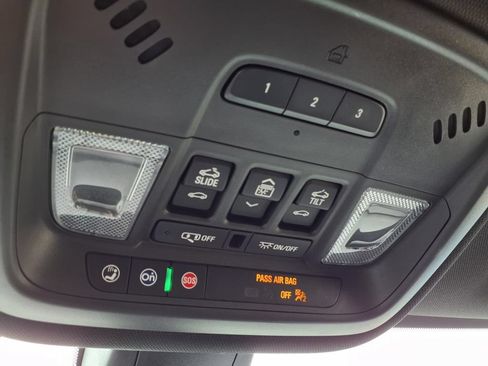 Used 2023 Chevrolet Traverse High Country w/ LPO, Floor Liner Package FWD image 19