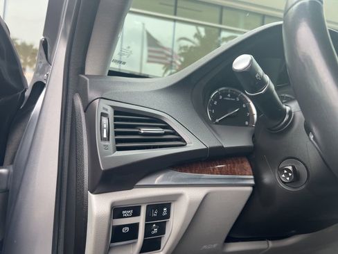 Used 2017 Acura MDX FWD w/ Technology Package image 14