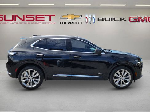 Certified 2023 Buick Envision Avenir image 3