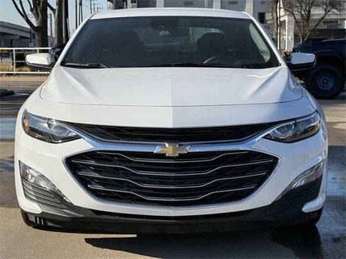 Used 2025 Chevrolet Malibu LT image 8